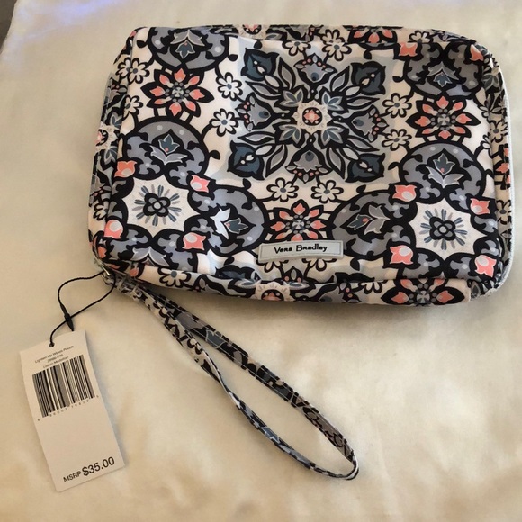 Vera Bradley Lighten Up Wipes Pouch Lisbon Medallion Print ZA Closure NWT - Picture 1 of 13